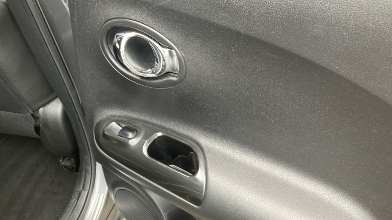 Nissan Juke 1.6 [112] Tekna 5dr [Bose] Petrol Hatchback